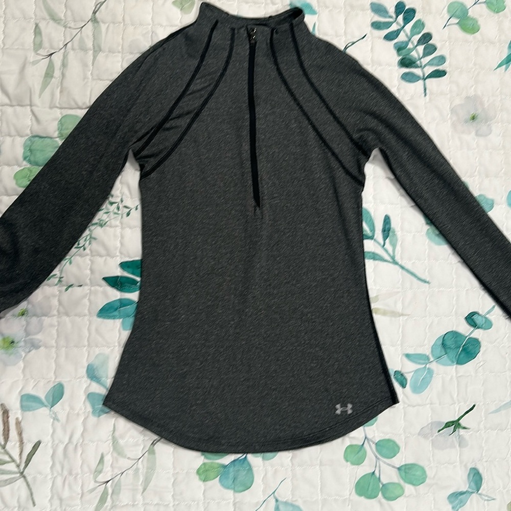 Under Armour Pull Over